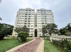 Melville Park (D18), Condominium #570648871